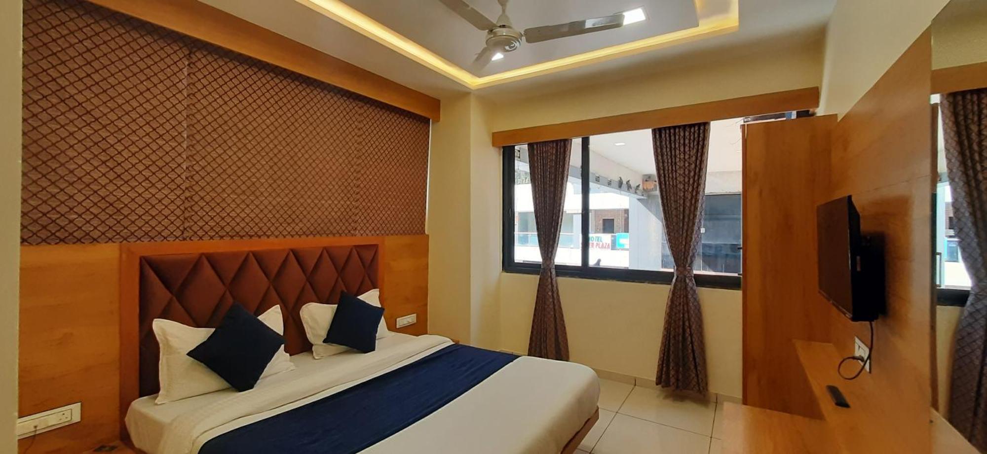 Hotel Suncity Ahmedabad Zimmer foto